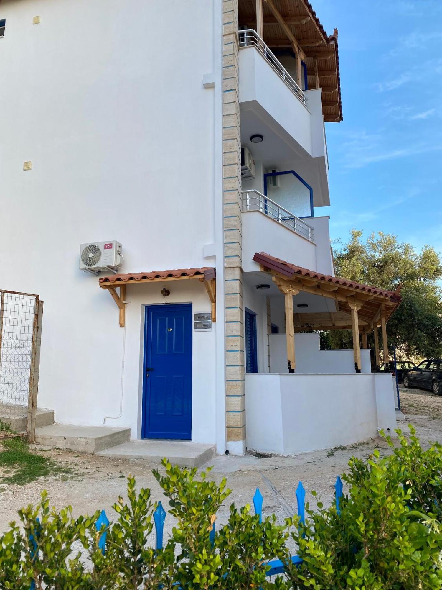 Itaka Summer Rooms Lukova מראה חיצוני תמונה