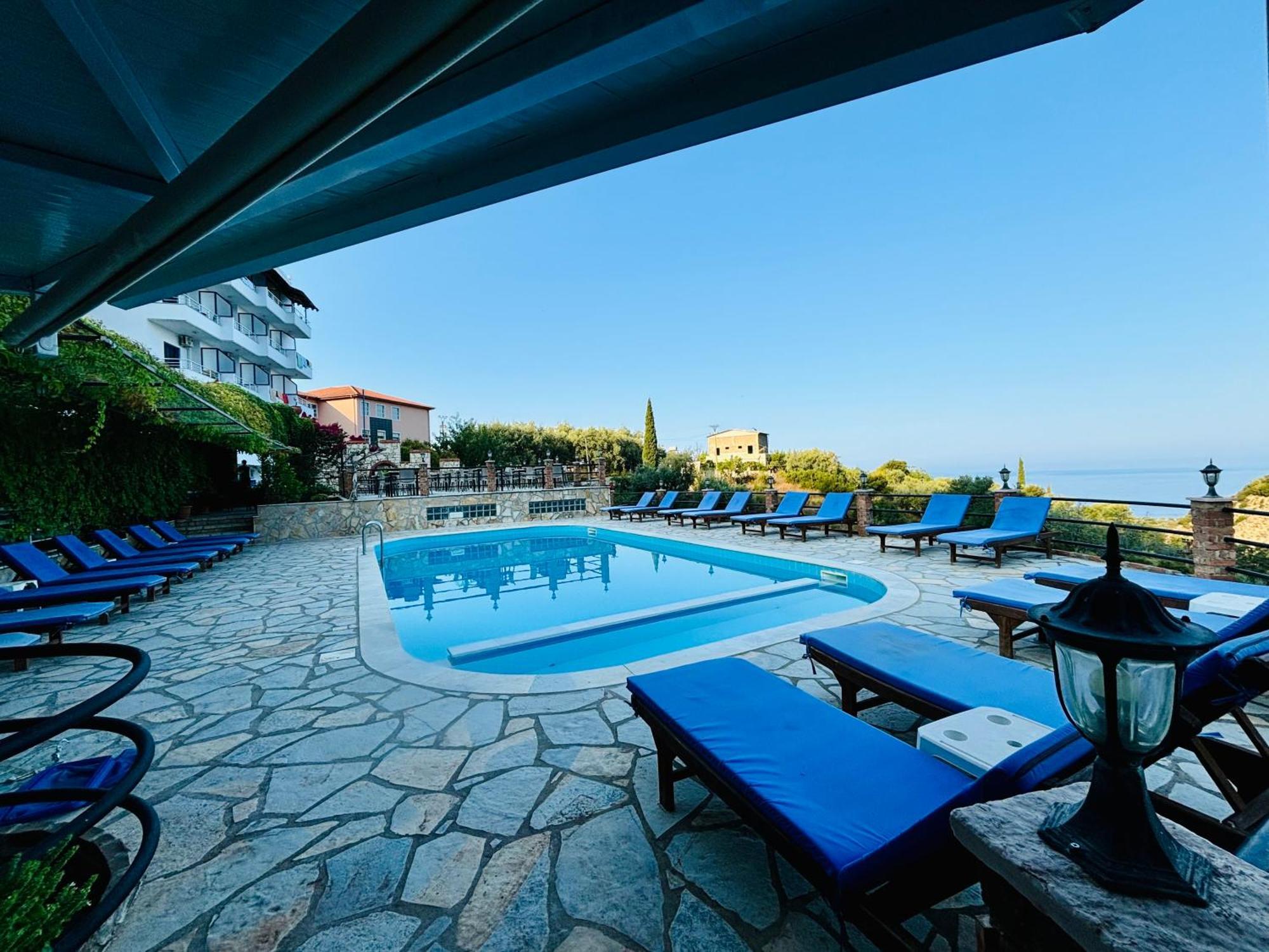 Itaka Summer Rooms Lukova מראה חיצוני תמונה